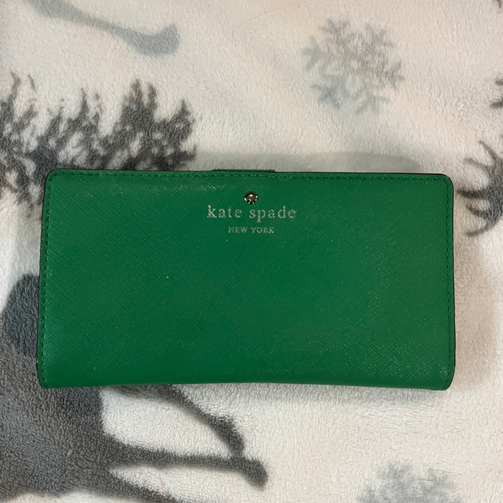 Kate Spade Green Leather Wallet Minimalist Design